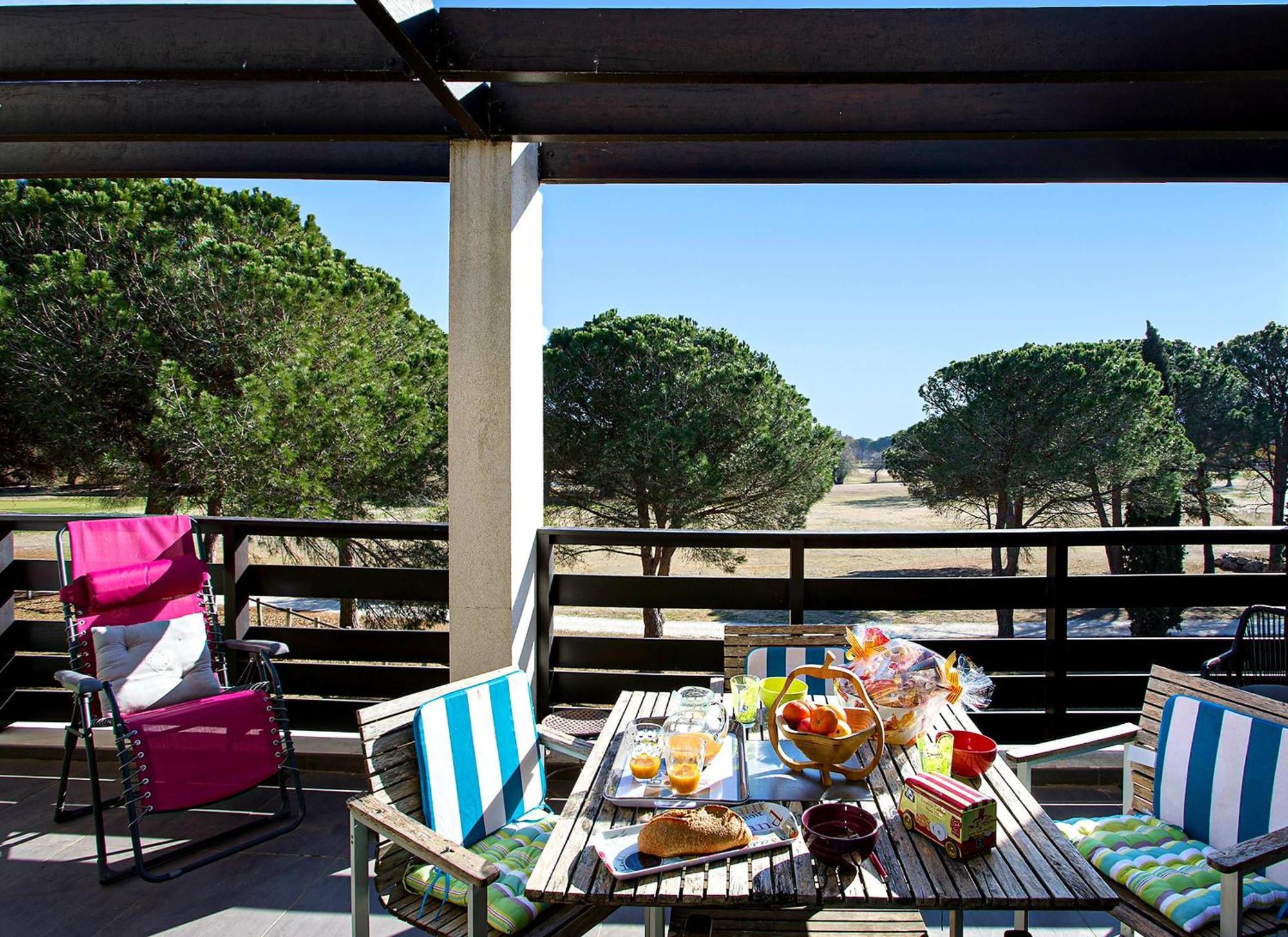 Vert Paradis - Vue Apaisante Sur Golf, Pins Parasols, 2E Etage - 80 M2 Dont Terrasse Avec Pergola, 2 Chambres, 3Et Iles, 3 Clim, Wifi - Piscine, Parking Et Park A Velos, Ascenseur - En Option Linge, Menage - Pistes Cyclables, Mer A Proximite Сен-Сіпріян Екстер'єр фото